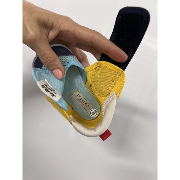 MIKI HOUSE FIRST SHOES for Baby, Supporting &Protecting First Steps. JAPAN - Picture 12 of 16